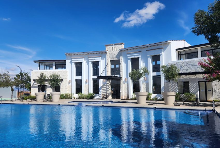 WhatsApp Image 2025-01-03 at 11.52.43 AM (2)